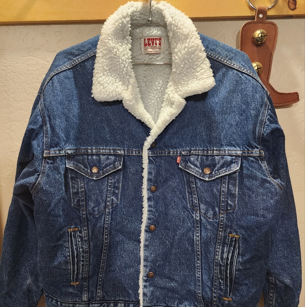 Vitage Levi's Denim Jacket Sherpa Lined Made in USA Men's XL